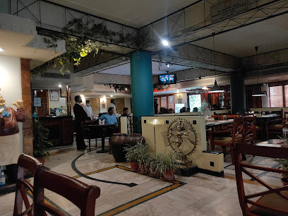 Hot Millions Salad Bar And Restaurant - Shopping Plaza, SCO 76-79,1st Floor, 17D, Sector 17, Chandigarh, 160017, India