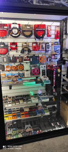 Mas Musika Ceibos - Tienda de instrumentos musicales