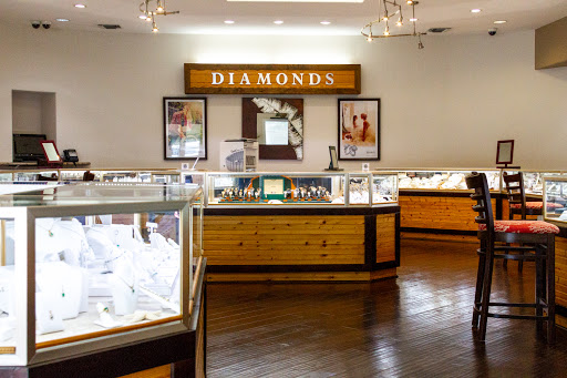 Jewelry Store «Johnston Jewelers», reviews and photos, 10401 Seminole Blvd, Largo, FL 33778, USA