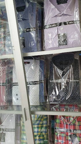 Opiniones de PATY TEXIL-Santo Domingo / Distribuidora de telasnpara ropa deportiva en Santo Domingo de los Colorados - Tienda de ultramarinos