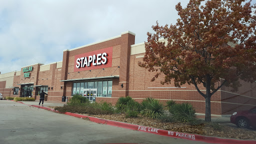 Staples, 8676 TX-121, McKinney, TX 75070, USA, 