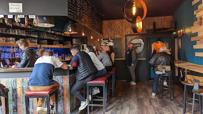 Side Project Cafe à Dormans
