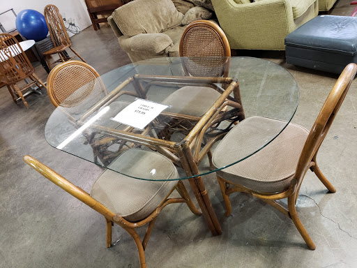 Thrift Store «Saint Vincent de Paul Thrift Store of Plano», reviews and photos, 3305 N Central Expy #280, Plano, TX 75023, USA