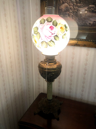 Antique Store «Greencastle Antique Mall», reviews and photos, 345 S Washington St, Greencastle, PA 17225, USA