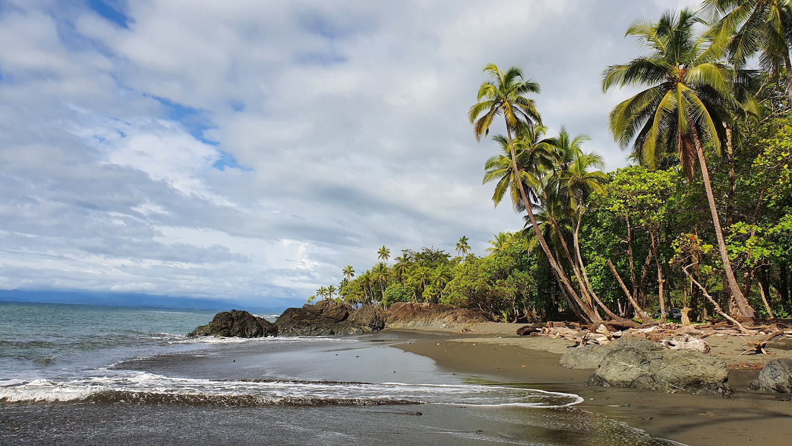 Foto de Playa Pavones - lugar popular entre os apreciadores de relaxamento