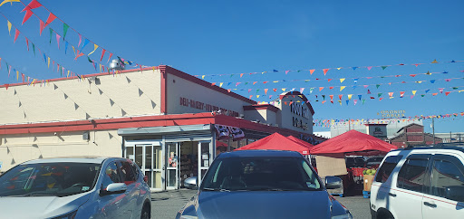 Supermarket «Food Fair La Gran Marqueta», reviews and photos, 946 Market St, Paterson, NJ 07513, USA