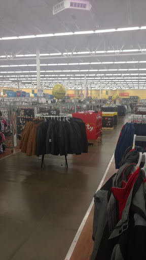 Department Store «Walmart Supercenter», reviews and photos, 180 Levittown Center, Levittown, PA 19055, USA