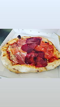 Pepperoni du Pizzas à emporter Chez Francesco à Sainte-Geneviève-des-Bois - n°5