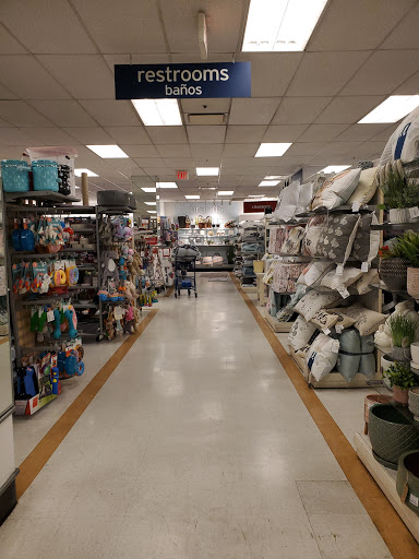 Department Store «Marshalls», reviews and photos, 11239 Ventura Blvd, Studio City, CA 91604, USA