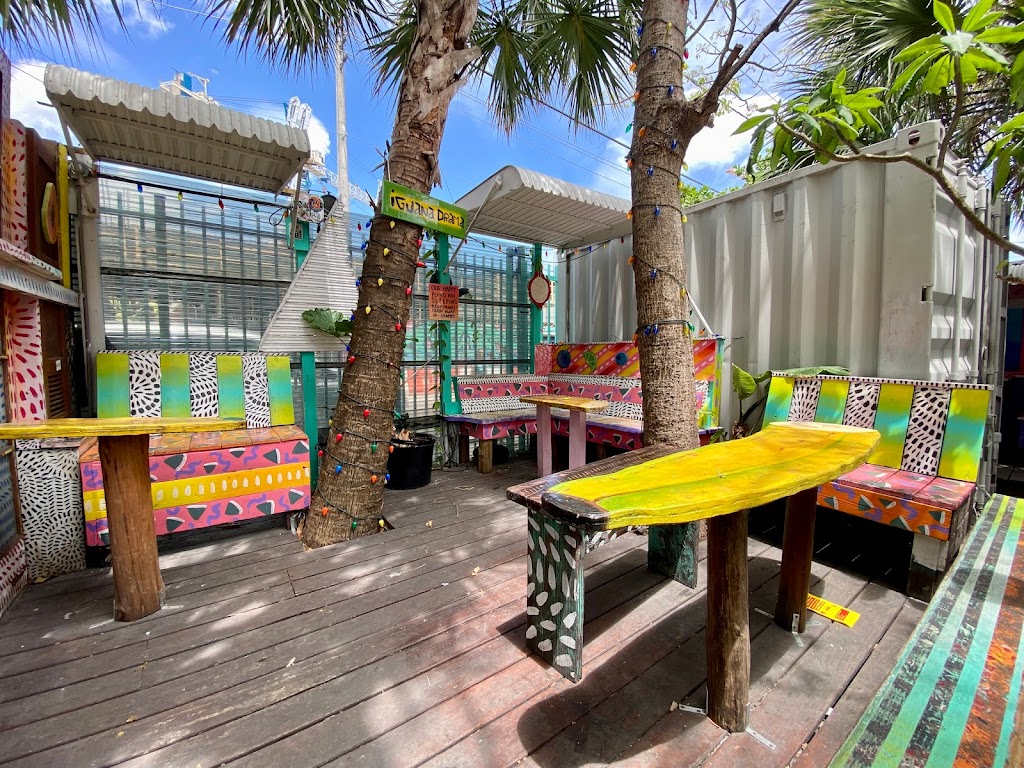 Pizza Tropical 33127