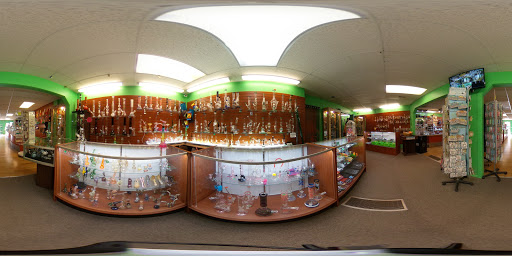 Tobacco Shop «The Smoking Gift Headquarters (Manitou Springs)», reviews and photos, 918 Manitou Ave, Manitou Springs, CO 80829, USA