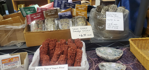 Book Store «Edge of the Circle Books», reviews and photos, 1307 NE 45th St, Seattle, WA 98105, USA