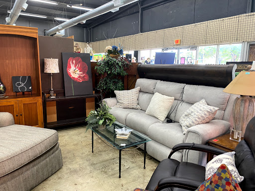 Thrift Store «Graceful Buys», reviews and photos, 418 E Northwest Hwy, Grapevine, TX 76051, USA