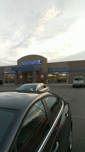 Thrift Store «Goodwill Livonia Store», reviews and photos
