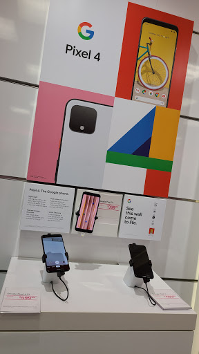 Cell Phone Store «T-Mobile», reviews and photos, 200 W Lincoln Ave, Anaheim, CA 92805, USA