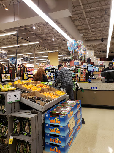 Grocery Store «Safeway», reviews and photos, 301 Westfield St, Silverton, OR 97381, USA