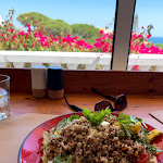 Photo n°1 de l'avis de Fynn.o fait le 20/07/2019 à 15:25 sur le  Earth Shop & Café à Carvoeiro