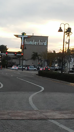 Liquor Store «ABC Fine Wine & Spirits», reviews and photos, 204 107th Ave, Treasure Island, FL 33706, USA