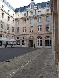 Photo n°140 de Café Lapérouse Concorde à Paris ()