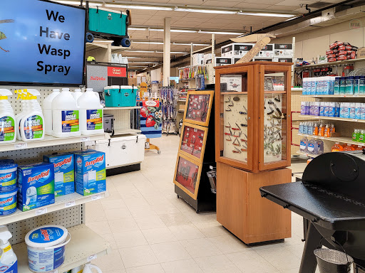Home Improvement Store «De Ronne Hardware And Rental», reviews and photos, 28700 Harper Ave, St Clair Shores, MI 48081, USA