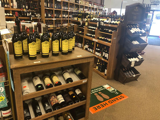 Liquor Store «Aurora Spirits», reviews and photos, 312 Aurora Commons Cir, Aurora, OH 44202, USA