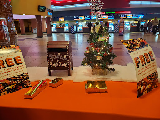 Movie Theater «Regal Cinemas New Roc 18 IMAX & RPX», reviews and photos, 33 Lecount Pl, New Rochelle, NY 10801, USA