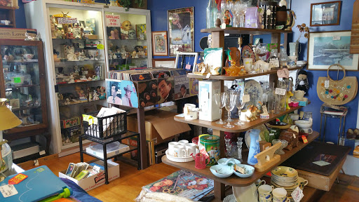 Thrift Store «Buried Treasure Thrift Shop», reviews and photos, 326 W Dixie Ave, Elizabethtown, KY 42701, USA