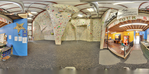 Gym «North Summit Climbing Gym», reviews and photos, 481 Bushkill Plaza Ln, Wind Gap, PA 18091, USA