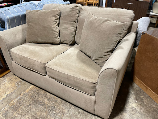 Thrift Store «Good Samaritan Thrift stores», reviews and photos, 8280 Business Park Dr, Port St Lucie, FL 34952, USA