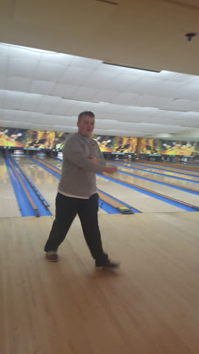 Bowling Alley «Playhouse Lanes», reviews and photos, 3245 Garrett Rd, Drexel Hill, PA 19026, USA