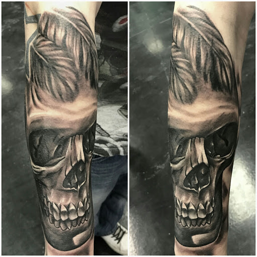 Tattoo Shop «Good Times Tattoo Company», reviews and photos, 14375 60th St N, Oak Park Heights, MN 55082, USA