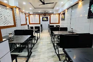 Thoufeeq Restaurant, AC/ NON AC(VEG/NONVEG) image