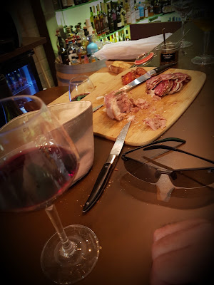 L'ARTISAN CAVISTE - CAVISTE & BAR à VIN ST POURÇAIN à Saint-Pourçain-sur-Sioule
