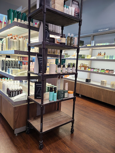 Hair Salon «Coronado Bliss Salon & Spa - AVEDA», reviews and photos, 930 Orange Ave, Coronado, CA 92118, USA