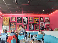 Atmosphère du Restaurant américain Twist Diner Café à Saint-Jean-de-Monts - n°6