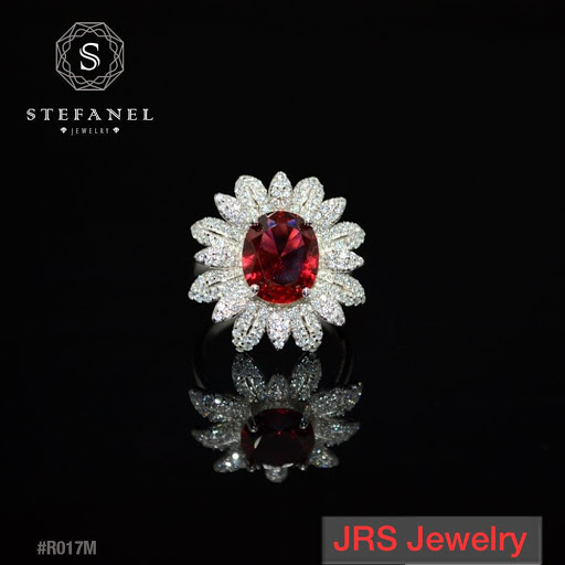 Gold Dealer «JRS Jewelry Repair Shop», reviews and photos, 7239 W Greenfield Ave, Milwaukee, WI 53214, USA