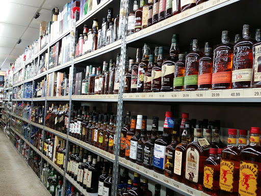 Liquor Store «Main Street Liquor», reviews and photos, 243 E 14 Mile Rd, Clawson, MI 48017, USA