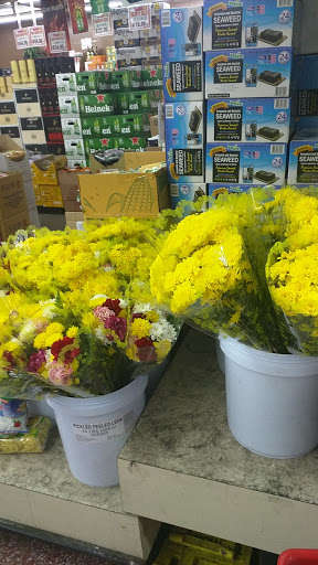 Asian Grocery Store «Hoa Binh Rosemead Supermarket», reviews and photos, 8235 Garvey Ave, Rosemead, CA 91770, USA