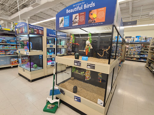 Pet Supply Store «PetSmart», reviews and photos, 155 E Rte 59, Nanuet, NY 10954, USA