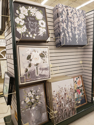 Craft Store «Hobby Lobby», reviews and photos, 255 Lakeshore Pkwy, Homewood, AL 35209, USA