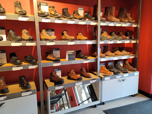 Shoe Store «Red Wing», reviews and photos, 11614 N Dale Mabry Hwy, Tampa, FL 33618, USA