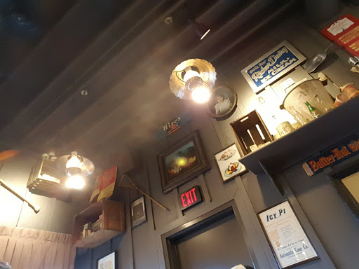 American Restaurant «Cracker Barrel Old Country Store», reviews and photos, 200 Davis Blvd, Pittsburgh, PA 15275, USA