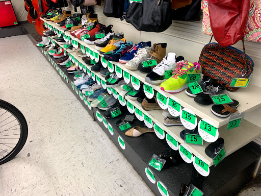 Pawn Shop «Value Pawn & Jewelry», reviews and photos, 5741 Main St N, Jacksonville, FL 32208, USA