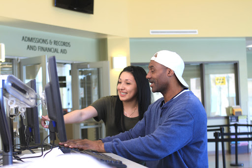 University «Hartnell College», reviews and photos