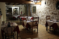 Photos du propriétaire du Restaurant Déjeunez Sous L'Arbre à Rousset - n°3