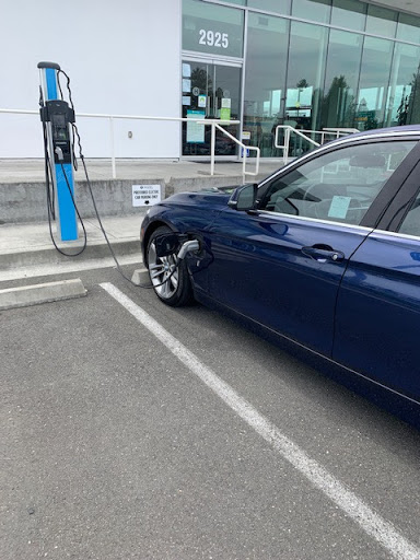 BMW Dealer «Hansel BMW of Santa Rosa», reviews and photos, 2925 Corby Ave, Santa Rosa, CA 95407, USA