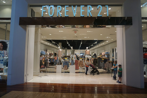 Clothing Store «Forever 21», reviews and photos, 5000 S Arizona Mills Cir #590, Tempe, AZ 85282, USA