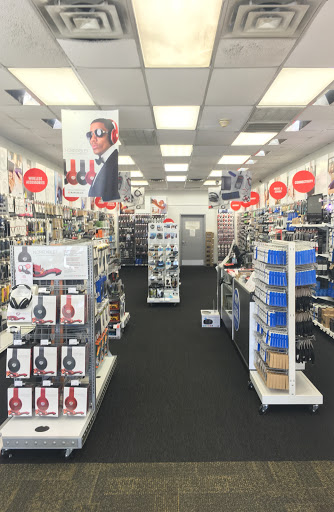 Electronics Store «RadioShack», reviews and photos, 700 Franklin Ave, Franklin Square, NY 11010, USA