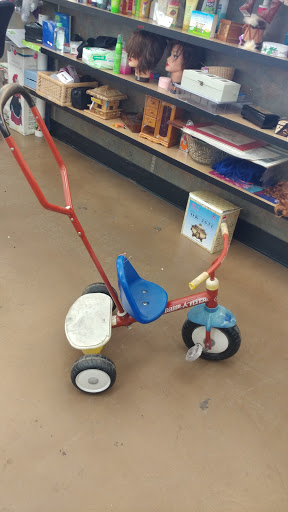 Thrift Store «Thrift Town», reviews and photos, 6328 Fair Oaks Blvd, Carmichael, CA 95608, USA