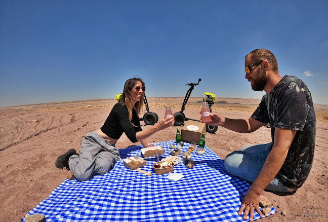 מצפאית פיקניק במדבר Mitzpe Eat - מצפה רמון